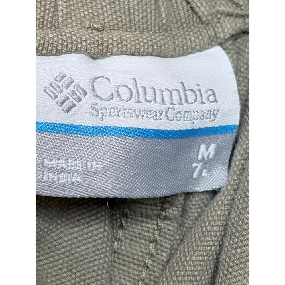 Columbia Khaki Canvas Cargo Shorts with D ring size Medium - Picture 4 of 9